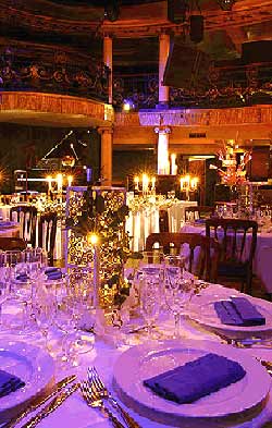Freespirit has been the house band of world renown Cafe de Paris. Want an glamorous London Wedding band? Here you go!